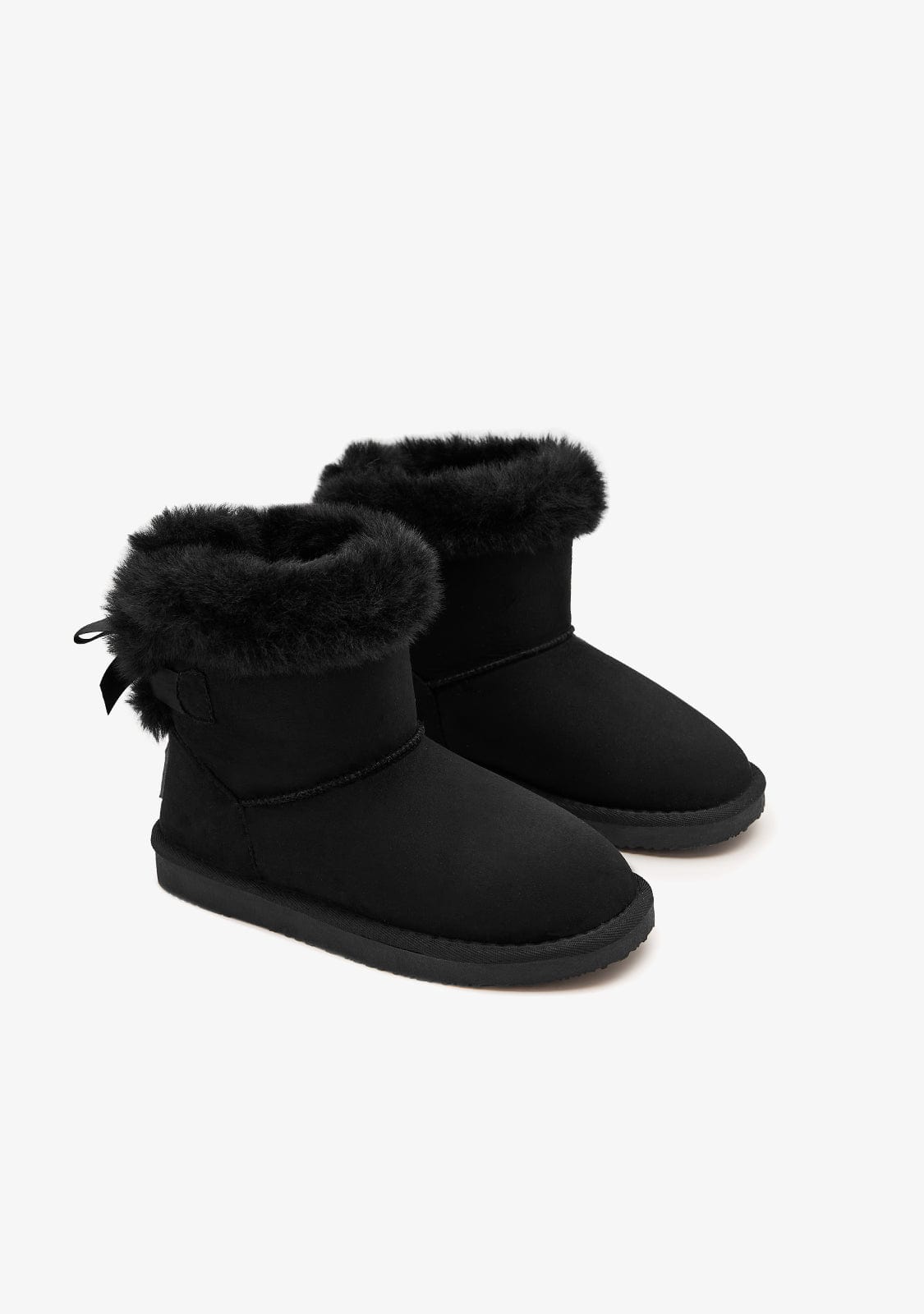 Black Bow Fur Australian Boots Water Repellent